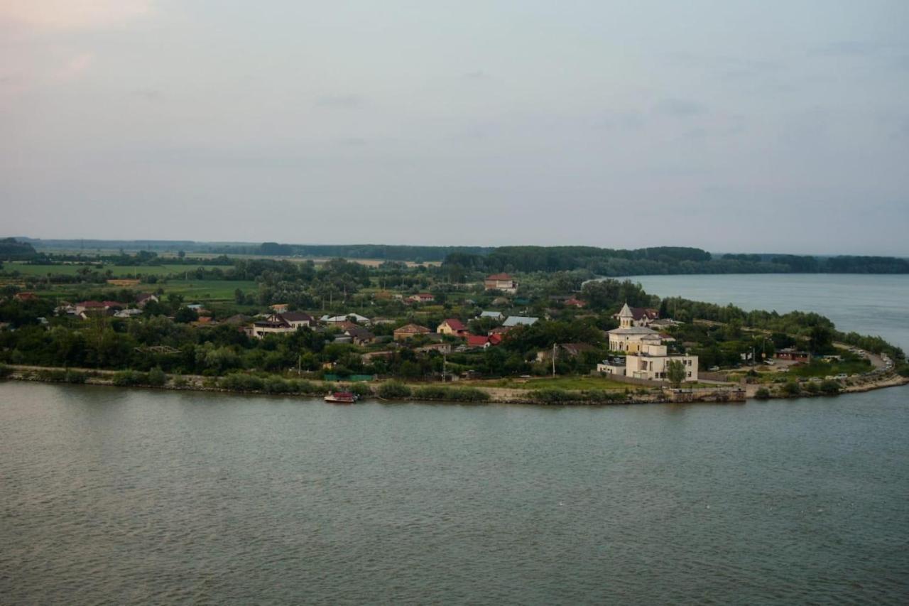 Delta Danube View Apart Тулча Экстерьер фото